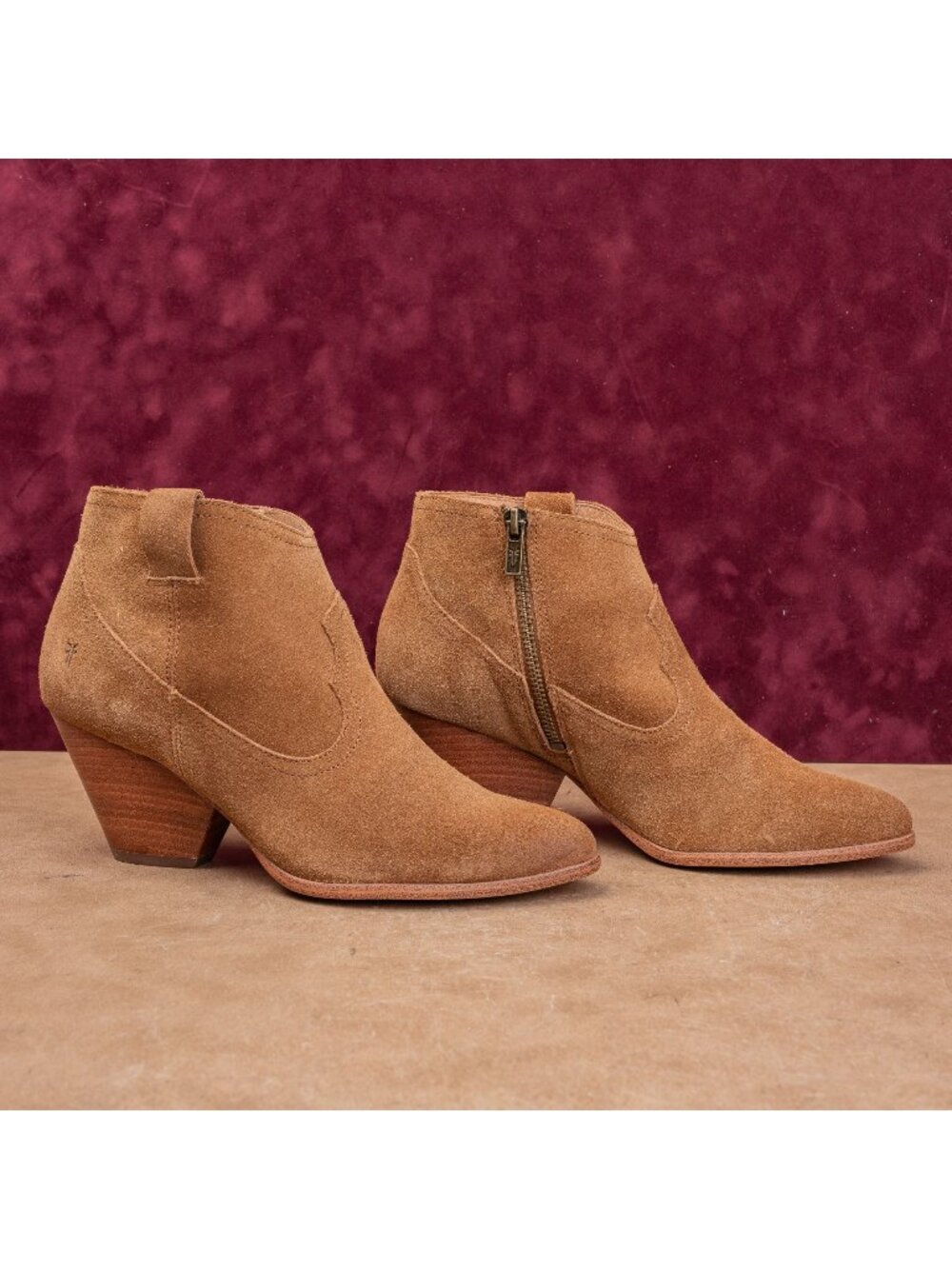 Frye Women Reina Fashion Brown Western Cowboy Ankle Suede boots sz 8.5
